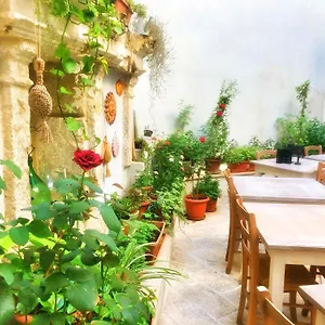  Bed & Breakfast Palazzo Salìa
